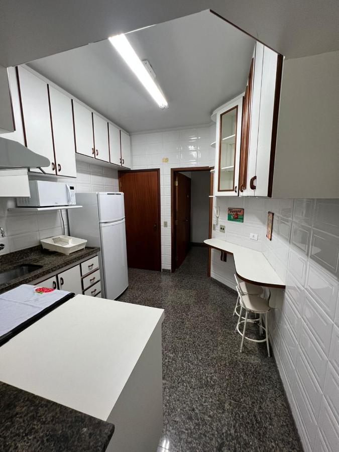 Apartamento No Guaruja Enseada A Beira Mar, Otima Localidade E Com Ar Condicionado Exterior photo
